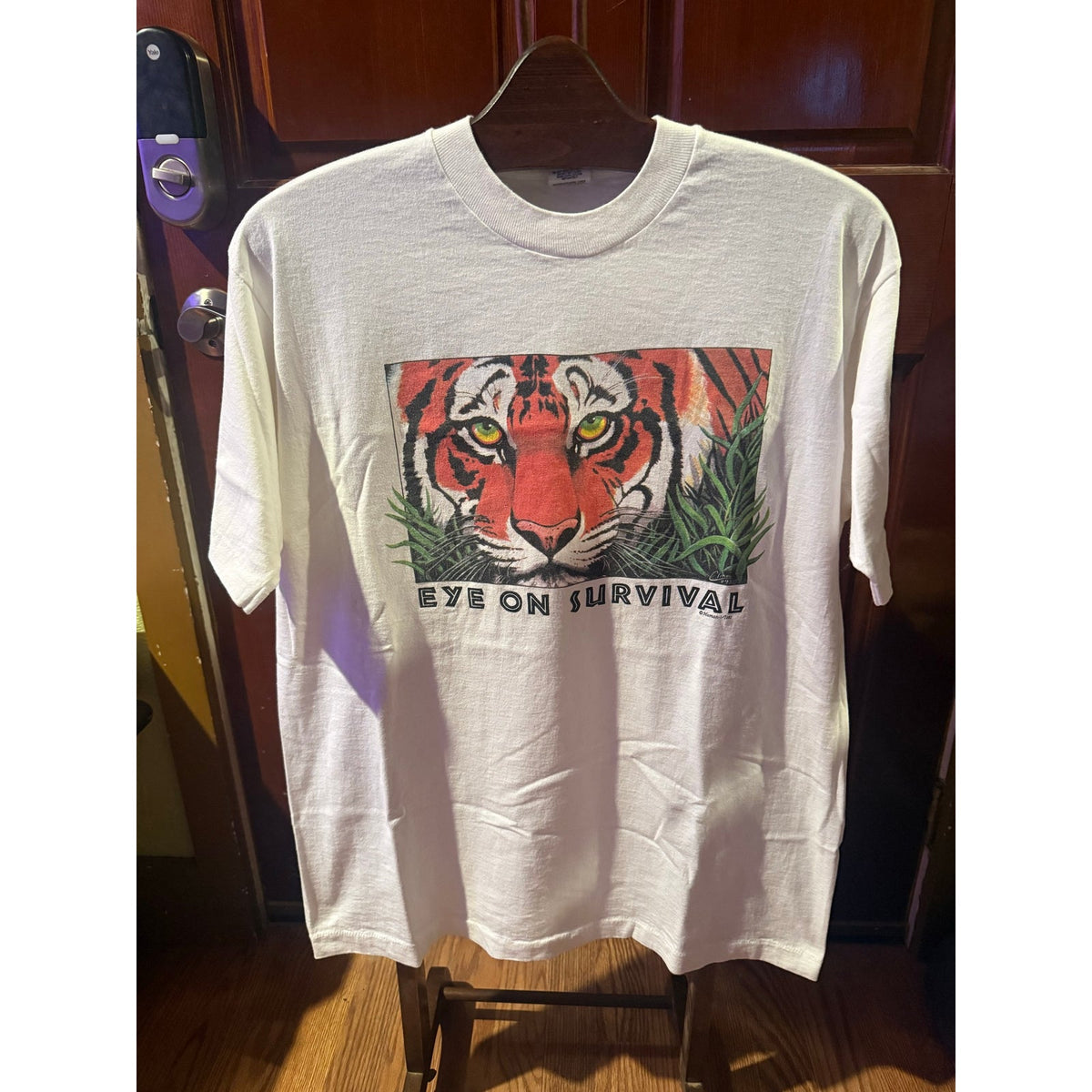 Eye On Survival Tiger Size XL