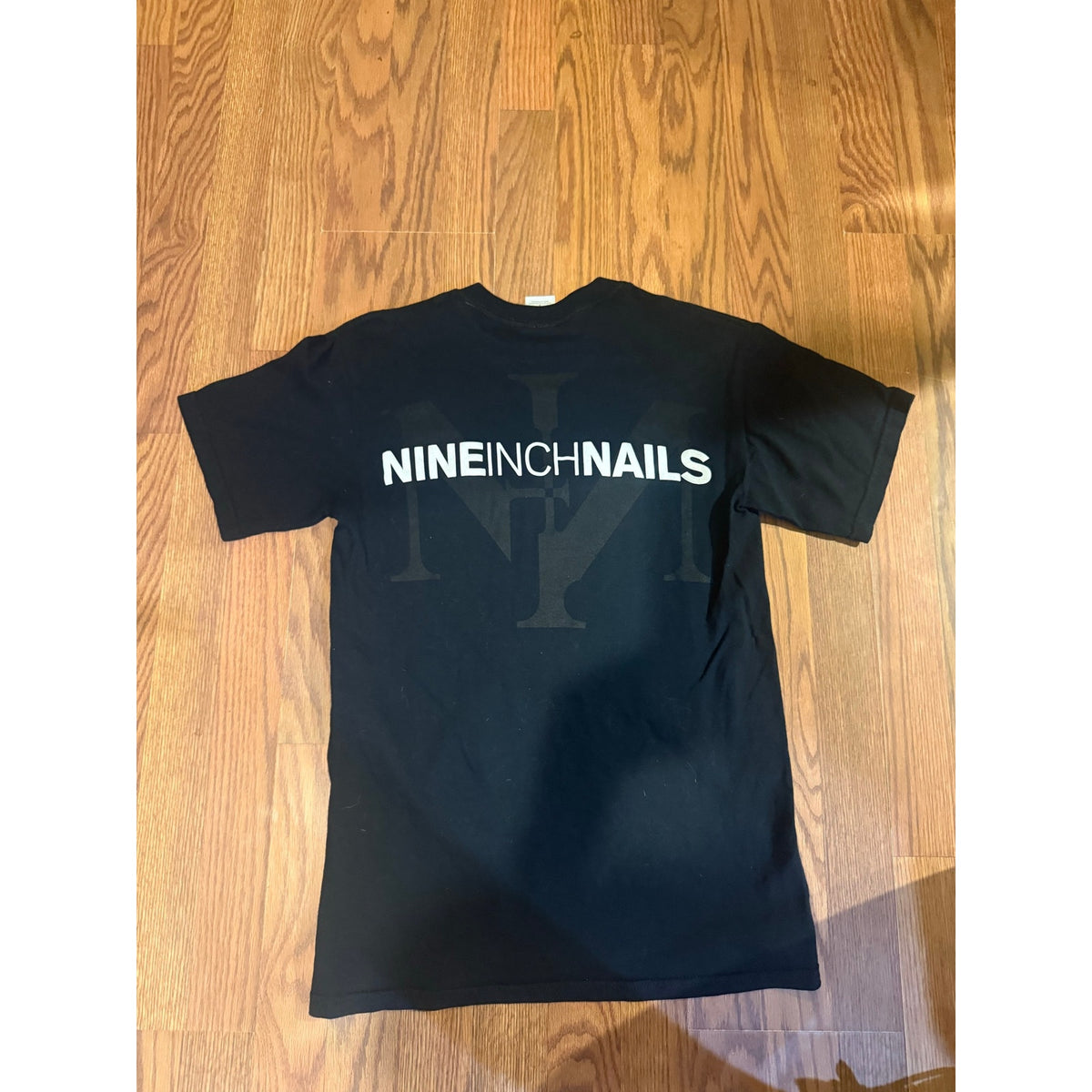 90s Nine Inch Nails shadow print Back Size Small