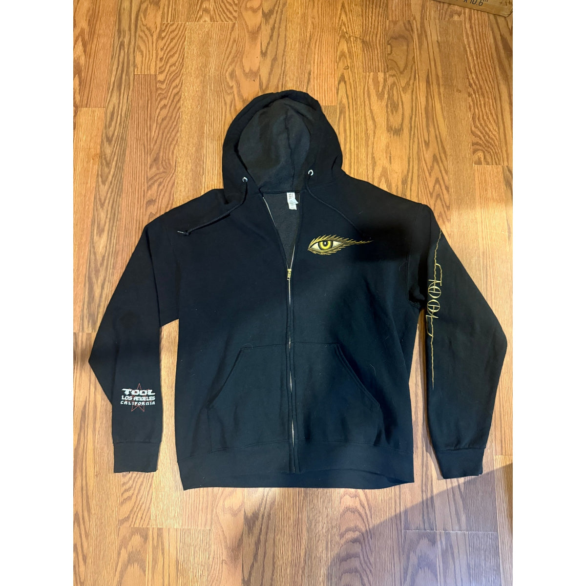 Modern Tool Tour Hoodie Size Large