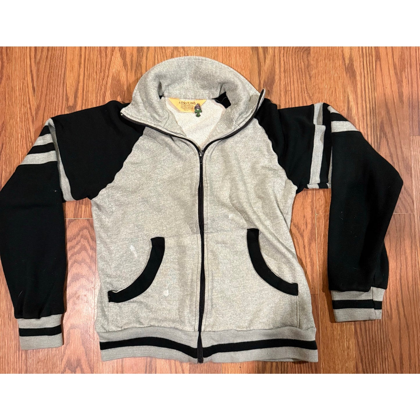 Vintage Logo7 Zip up Sweater Womens Size Small